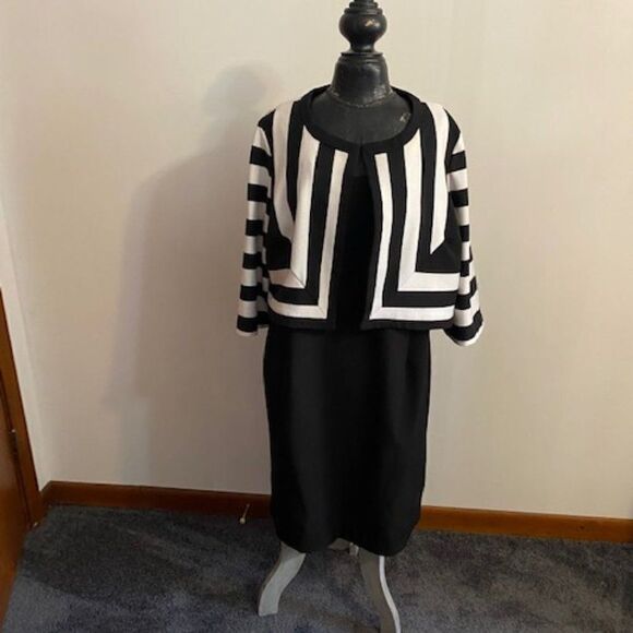Danny & Nicole Black sleeveless dress with Black/White jacket, size 18W - Picture 1 of 8